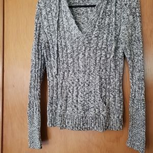 Hooded sweater